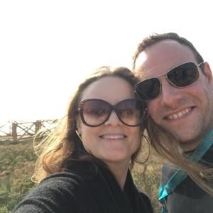 Meet your Posher, Dara